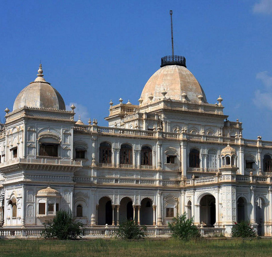 Sadiq Garh Palace